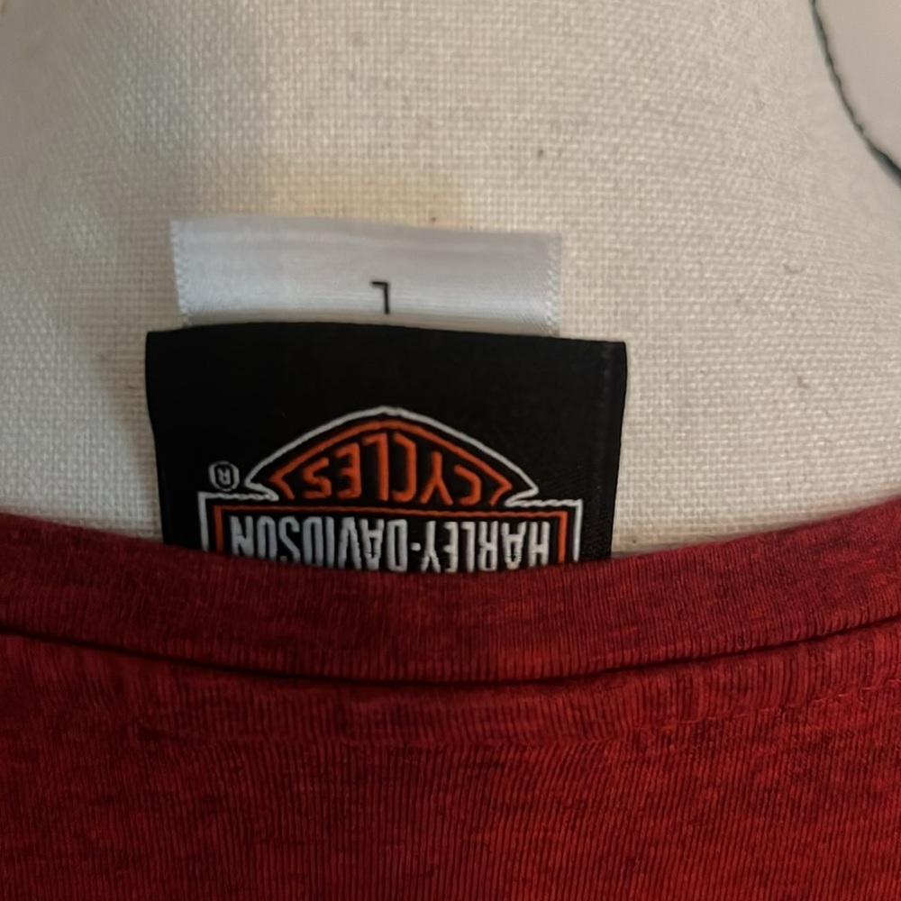 Harley-Davidson Bold Red Tee Nags Head NC - Picture 4 of 5